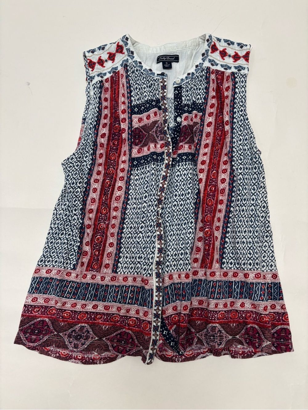 Lucky Brand Women's Sleeveless Small Top Embroidered Boho